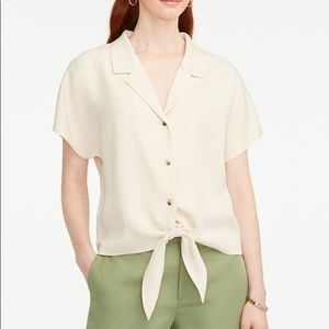 NWT Ann Taylor Top ✨